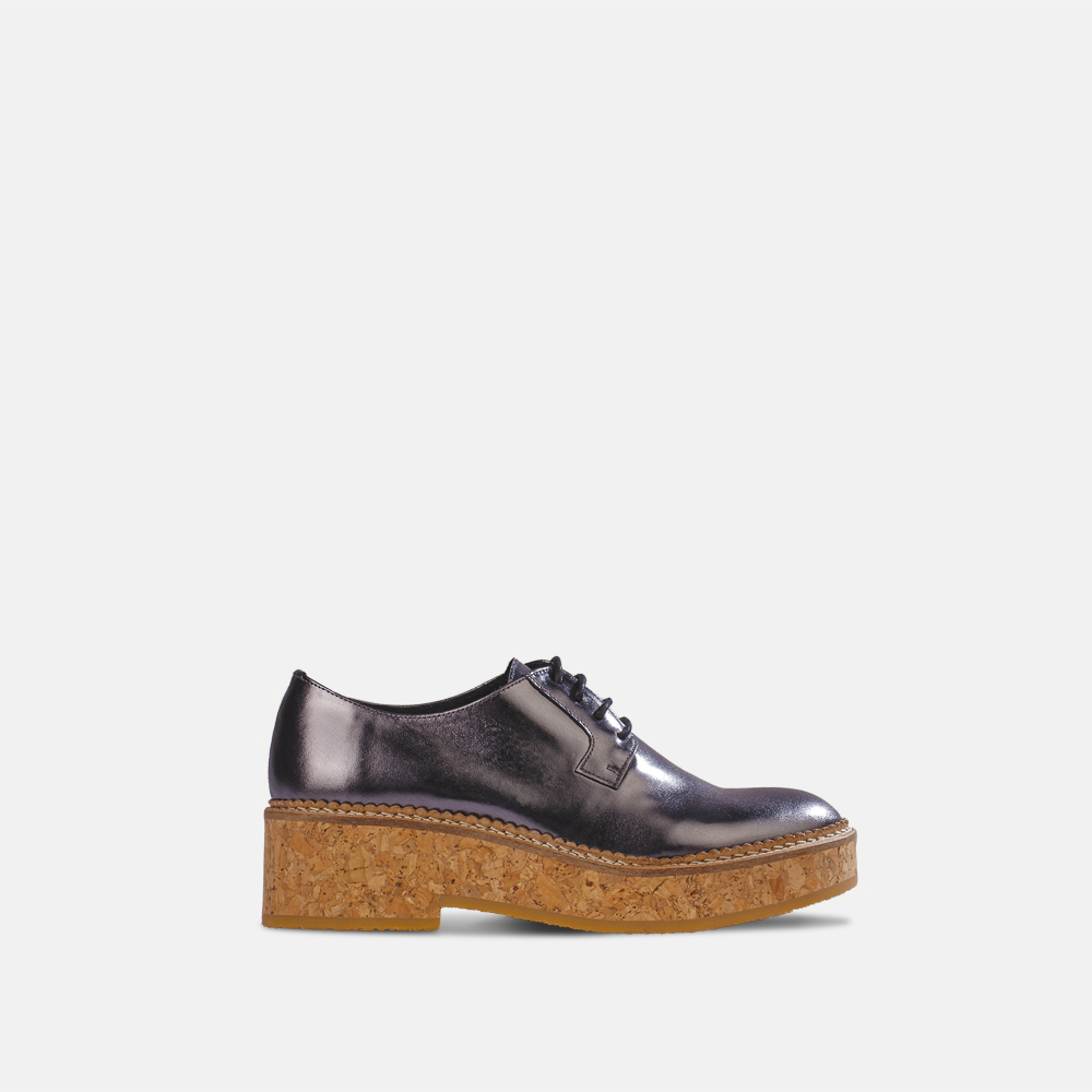 Carela Shoes
